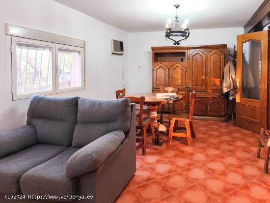 PRECIOSA VIVIENDA EN EL COTO POR 360.000€ - GUADALAJARA