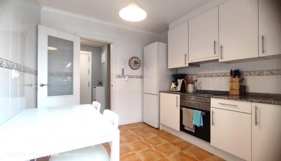 VENTA DE AMPLIO APARTAMENTO EN LUANCO - ASTURIAS