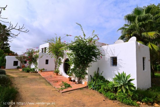 Finca en venta en Santa Eulalia del Río (Baleares)