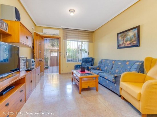 Casa en venta en Torrevieja (Alicante)