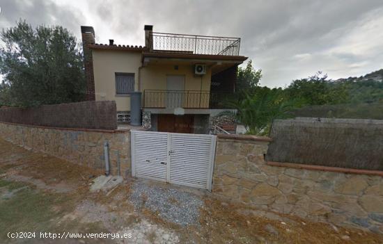  SE VENDE CASA OKUPADA EN CASTELLBELL I EL VILAR - BARCELONA 