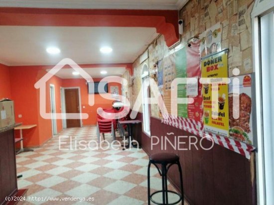 MAGNIFICO LOCAL COMERCIAL CON NAVE EN PLENA AVENIDA CARMEN AMIGO