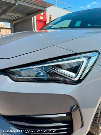 Cupra Leon PHEV 1.4 e-hybrid 245cv DSG6 de 2021 con 70.000 Km por 27.500 EUR. en Madrid