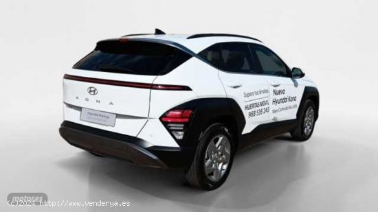 Hyundai Kona 1.0 TGDI Tecno 4x2 de 2024 con 3.080 Km por 27.900 EUR. en Murcia