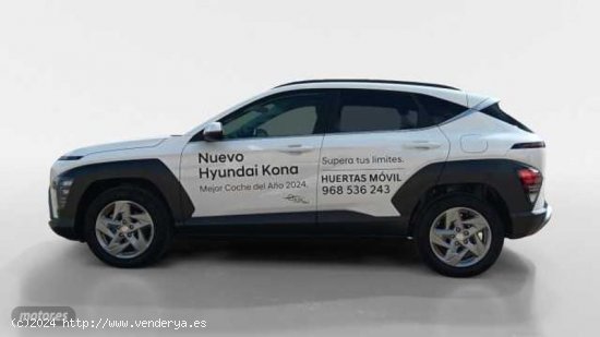 Hyundai Kona 1.0 TGDI Tecno 4x2 de 2024 con 3.080 Km por 27.900 EUR. en Murcia