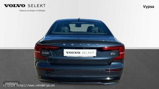 Volvo S60 S60 Ultimate, B5 AWD Mild-Hybrid, Benzin, Dark de 2023 con 20.325 Km por 42.500 EUR. en Ma