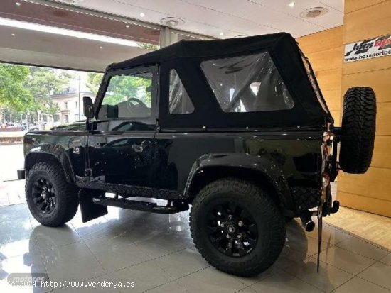 Land Rover Defender 90 Sw E de 2013 con 77.000 Km por 69.900 EUR. en Barcelona