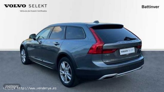 Volvo V 90 V90 Cross Country D4 AWD Automatico de 2017 con 149.085 Km por 21.900 EUR. en Madrid