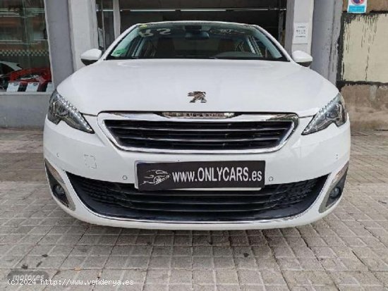 Peugeot 308 1.2 Puretech Su0026s Allure Eat6 130 de 2015 con 124.000 Km por 11.500 EUR. en Barcelona