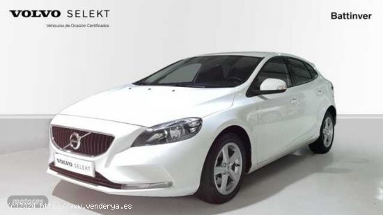  Volvo V 40 V40 T3 Kinetic Manual de 2017 con 107.303 Km por 16.900 EUR. en Madrid 