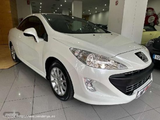 Peugeot 308 Cc 1.6 Thp de 2010 con 47.000 Km por 12.900 EUR. en Barcelona