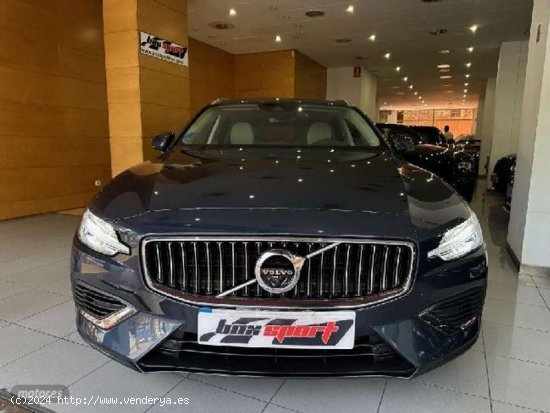 Volvo V 60 V60 T6 Recharge Inscription Awd de 2022 con 13.000 Km por 54.900 EUR. en Barcelona