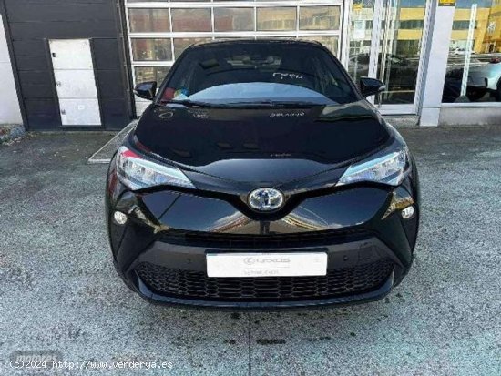 Toyota C-HR 2.0 180h Advance de 2023 con 9.486 Km por 28.900 EUR. en Madrid