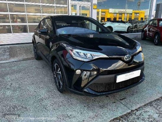 Toyota C-HR 2.0 180h Advance de 2023 con 9.486 Km por 28.900 EUR. en Madrid