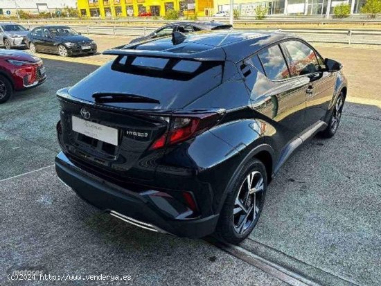 Toyota C-HR 2.0 180h Advance de 2023 con 9.486 Km por 28.900 EUR. en Madrid