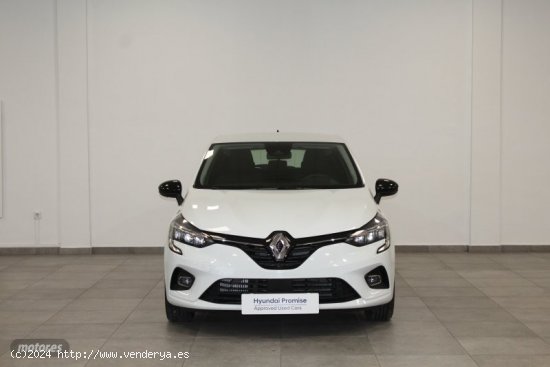 Renault Clio Evolution TCe 90 (67kw) de 2023 con 31.732 Km por 15.500 EUR. en Cadiz