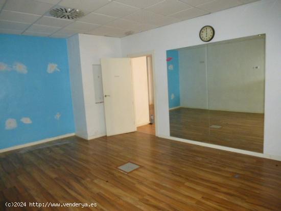 SE ALQUILA LOCAL COMERCIAL EN VISTALEGRE, MURCIA. - MURCIA