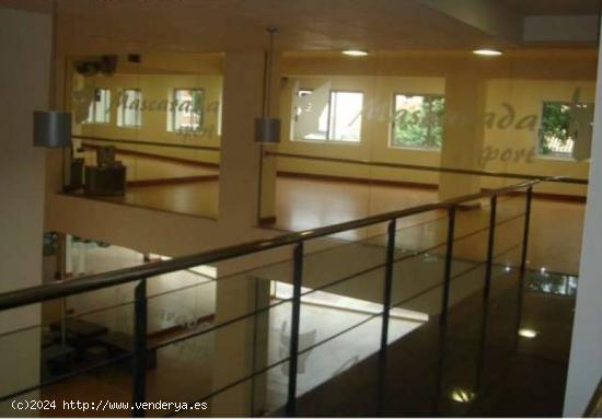 SE VENDE LOCAL COMERCIAL EN VISTALEGRE, MURCIA - MURCIA