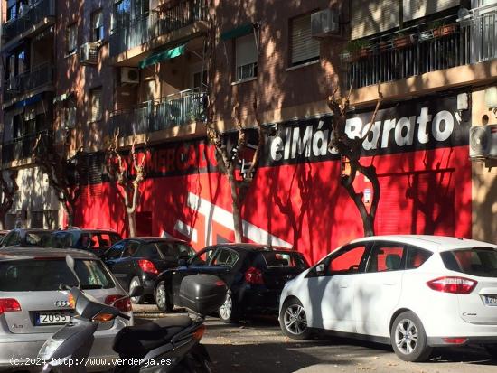 SE ALQUILA LOCAL COMERCIAL EN LA FLOTA, ANTES ERA UN SUPERMERCADO - MURCIA