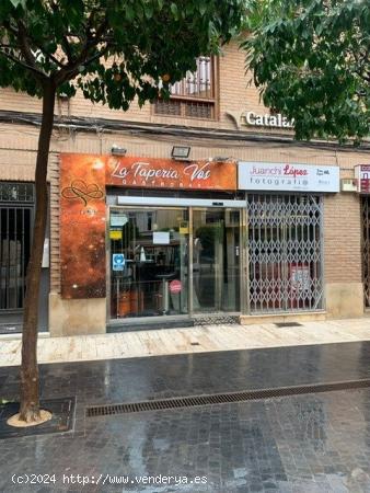 SE TRASPASA NEGOCIO A PLENO RENDIMIENTO EN EL CENTRO DE MURCIA. - MURCIA