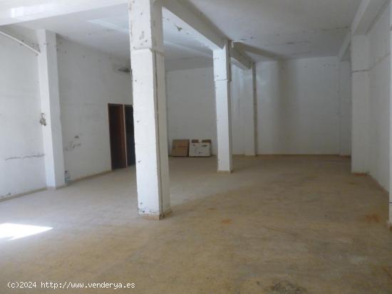 Local comercial en zona El Llombo - Ontinyent - VALENCIA