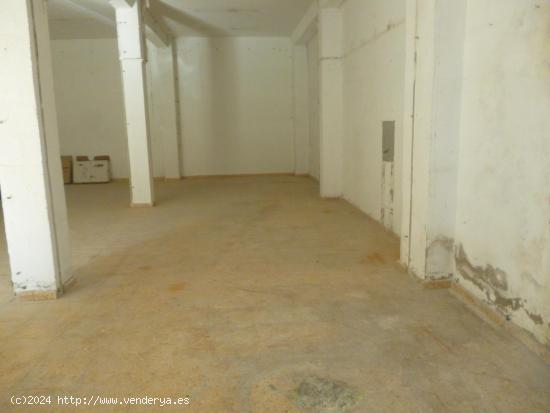 Local comercial en zona El Llombo - Ontinyent - VALENCIA