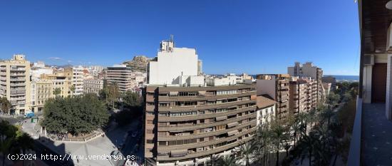 ESPECTACULAR VIVIENDA EN AVENIDA GADEA CON VISTAS AL MAR Y CASTILLO SANTA BARBARA - ALICANTE