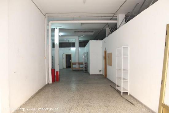 Venta de amplio LOCAL COMERCIAL en Gandia - VALENCIA