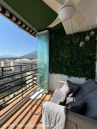 Coqueto apartamento en primera línea, con 1 habitación y impresionantes vistas al mar - MALAGA