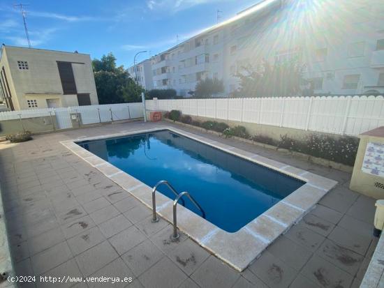 Bonita casa adosada junto al mar con piscina en Masía Blanca - TARRAGONA