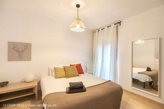  Apartamento entero de 2 dormitorios en Barcelona. - BARCELONA 