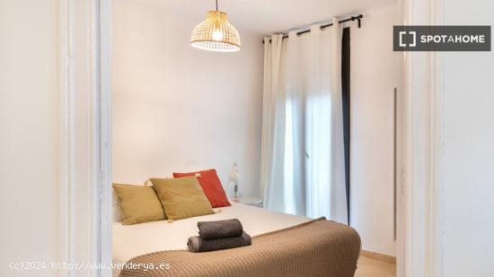 Apartamento entero de 2 dormitorios en Barcelona. - BARCELONA