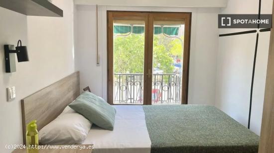 Habitación con balcón en alquiler en Coliving en Carabanchel - MADRID