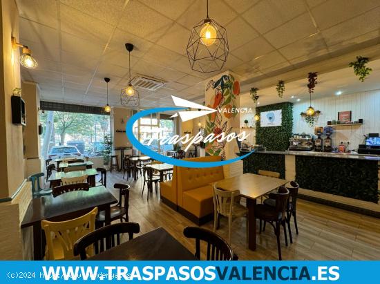 BAR RESTAURANTE EN TRASPASO EN ZONA PRIMADO REIG - BENIMACLET, VALENCIA. - VALENCIA