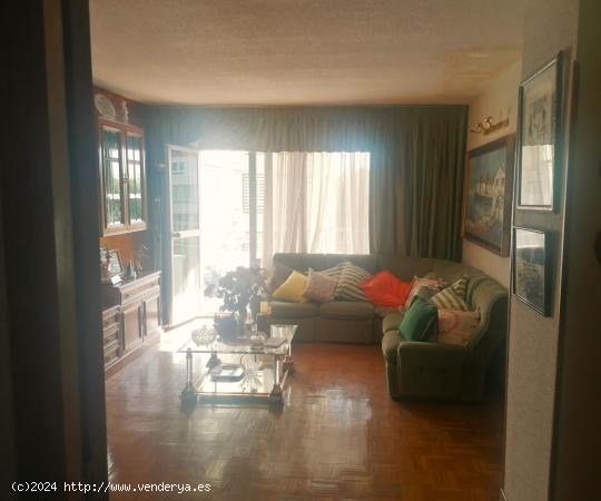 ¡Excelente Piso Familiar en Venta! - MADRID