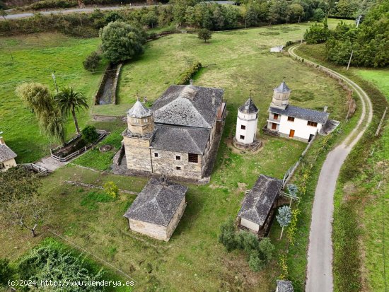 Villa en venta en Pontenova, A (Lugo)