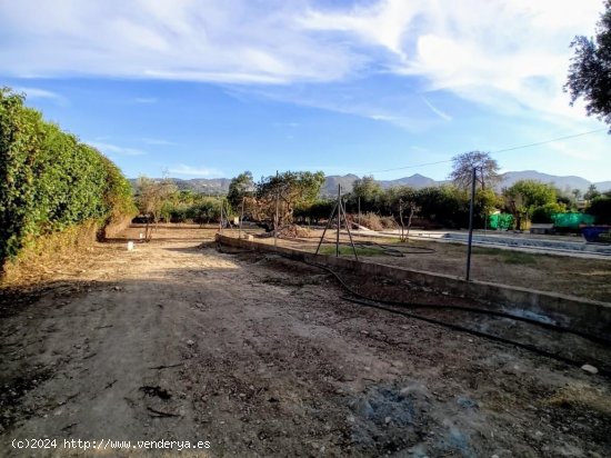 Finca en venta en Alhaurín de la Torre (Málaga)