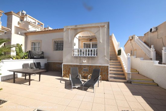 Chalet en venta en Ciudad Quesada (Alicante)