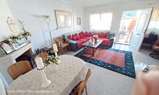 Chalet en venta en Orihuela (Alicante)