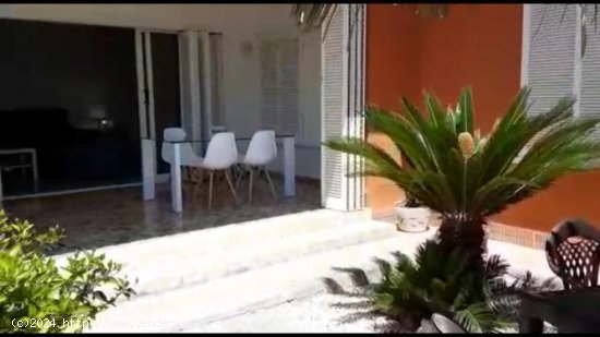 Villa en venta en Torrevieja (Alicante)