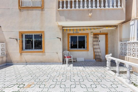 Bungalow en venta en Torrevieja (Alicante)