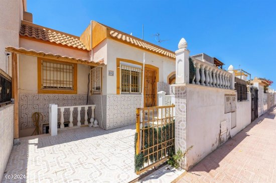  Bungalow en venta en Torrevieja (Alicante) 