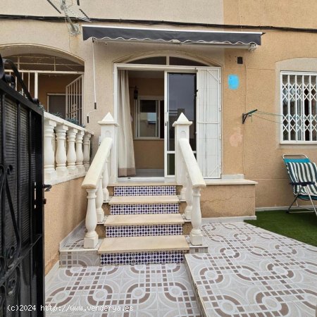 Bungalow en venta en Torrevieja (Alicante)