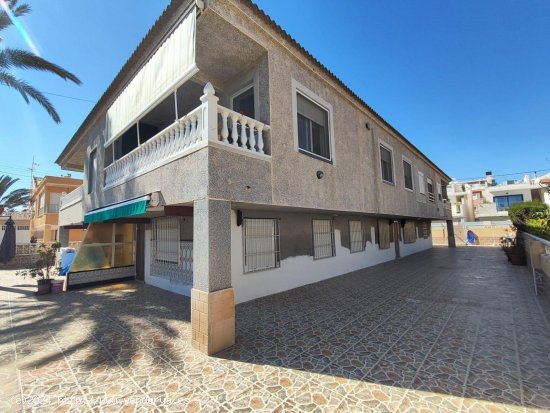  Bungalow en venta en Torrevieja (Alicante) 