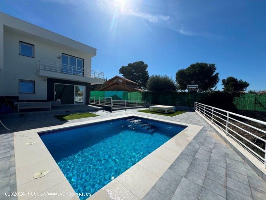 Villa en venta en Orihuela (Alicante)