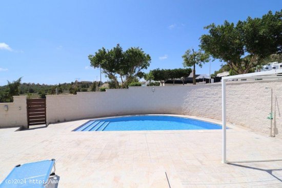 Casa en venta en San Miguel de Salinas (Alicante)