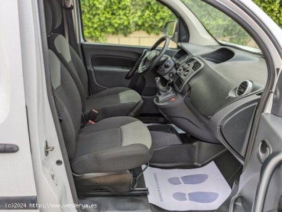 RENAULT Kangoo en venta en TorrejÃ³n de
Ardoz (Madrid) - TorrejÃ³n de
Ardoz