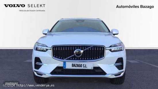 Volvo XC 60 XC60 Recharge Core, T6 AWD Hibrido enchufable, Electrico/Gasolina, Bright de 2024 con 74