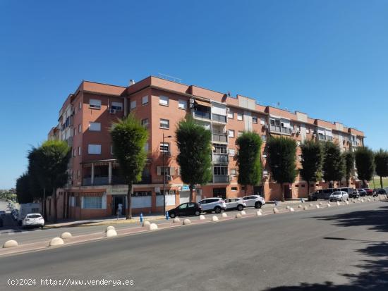 PISO EN VENTA EN MONTEQUINTO VPO - SEVILLA