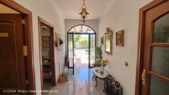 CHALET EN VENTA EN LA CHICA CARLOTA, CORDOBA - CORDOBA